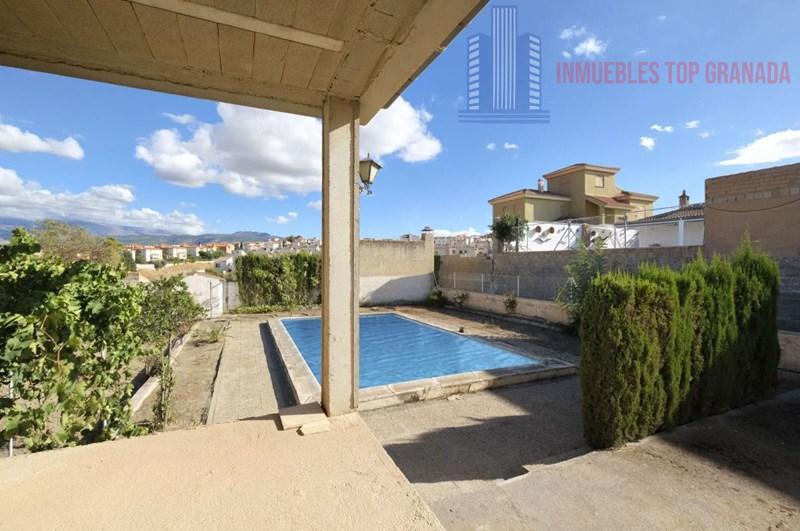 For sale of chalet in Alhendín