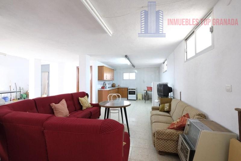 For sale of chalet in Alhendín