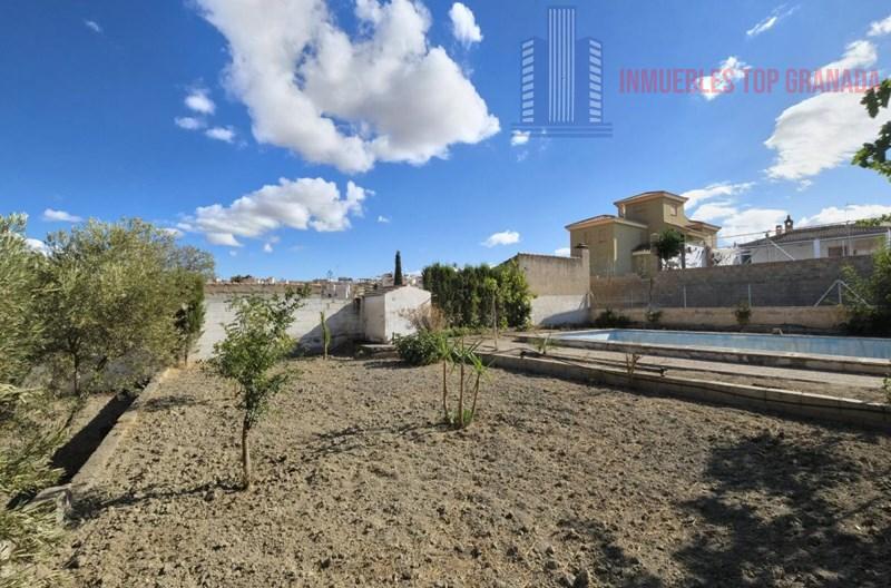 For sale of chalet in Alhendín