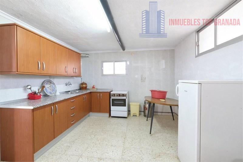 For sale of chalet in Alhendín