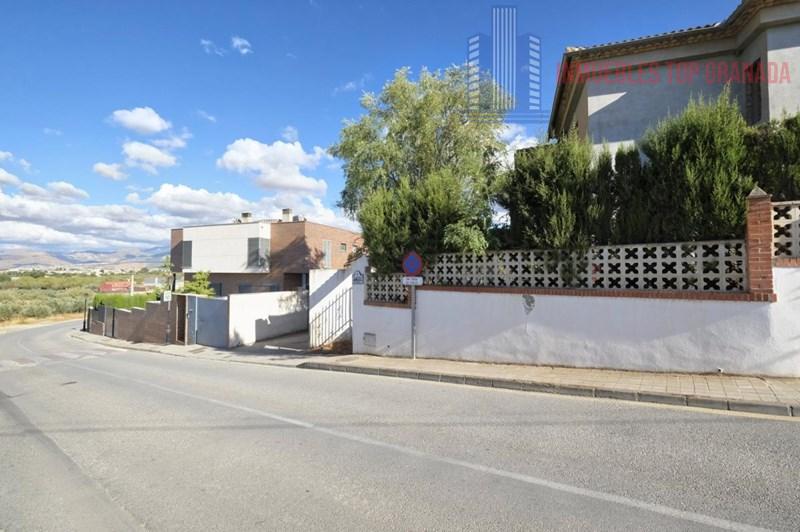 For sale of chalet in Alhendín