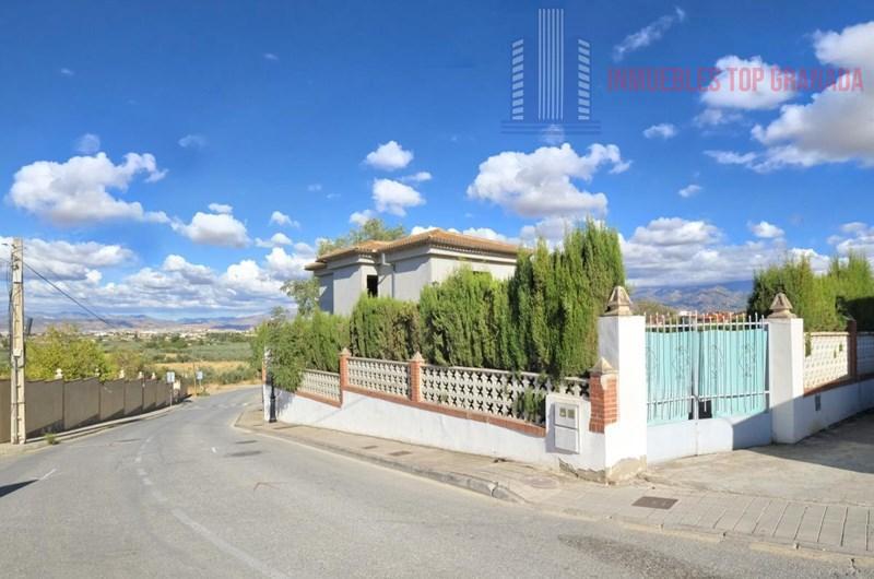 For sale of chalet in Alhendín