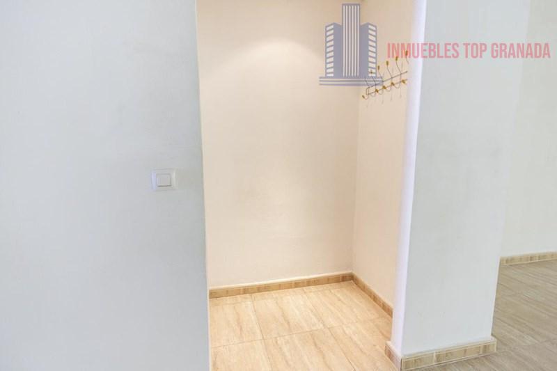 Venta de local comercial en Otura