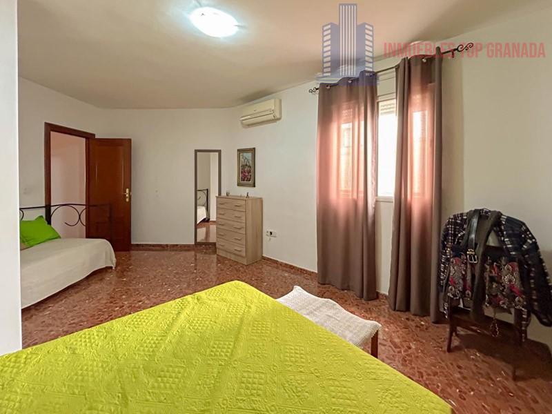 For sale of flat in Atarfe