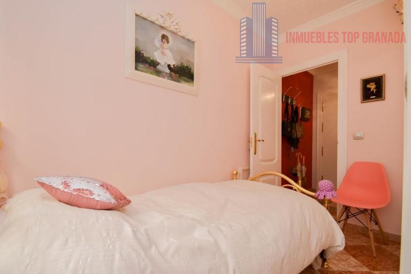 For sale of flat in Atarfe