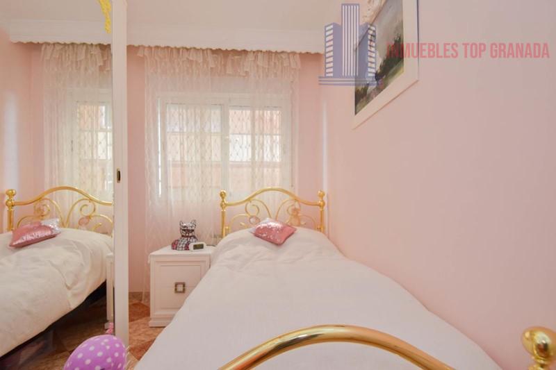 For sale of flat in Atarfe