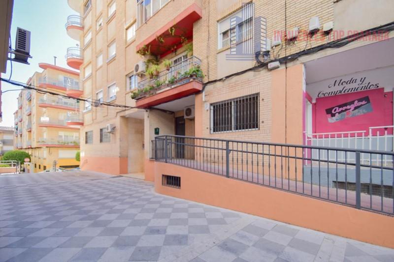 For sale of flat in Atarfe
