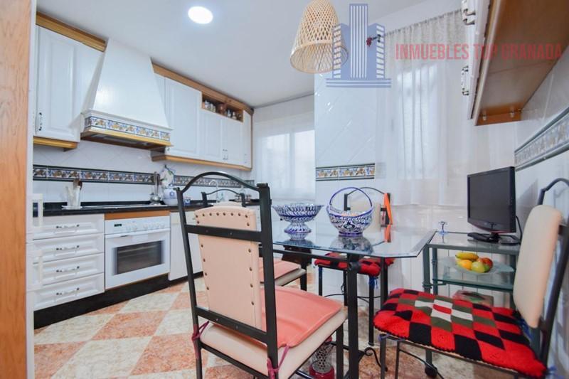 For sale of flat in Atarfe