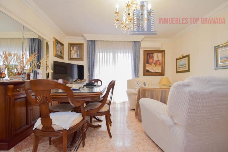 For sale of flat in Atarfe