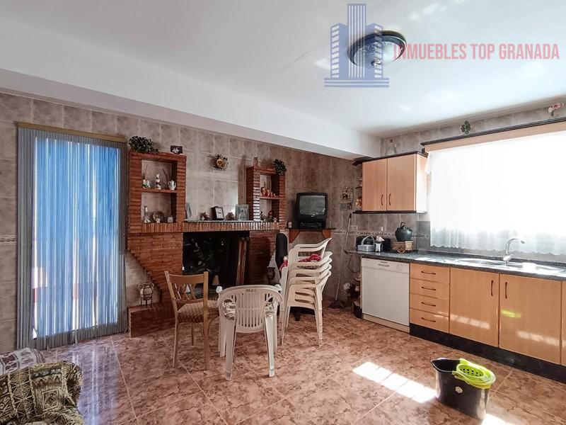 For sale of house in Moraleda de Zafayona
