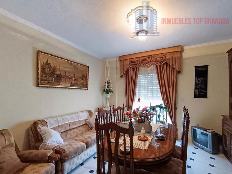 For sale of house in Moraleda de Zafayona