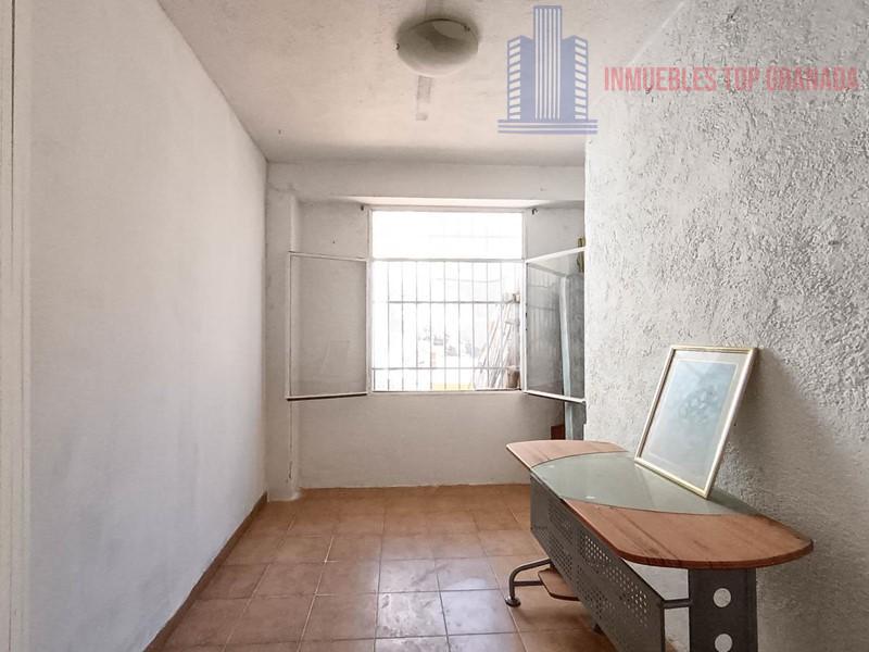 For sale of house in Moraleda de Zafayona
