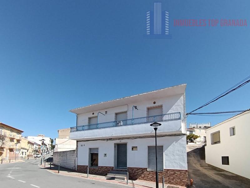 For sale of house in Moraleda de Zafayona