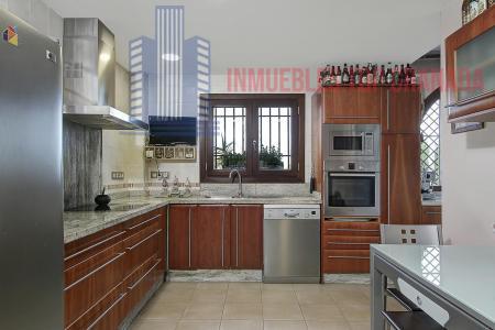 For sale of chalet in Monachil