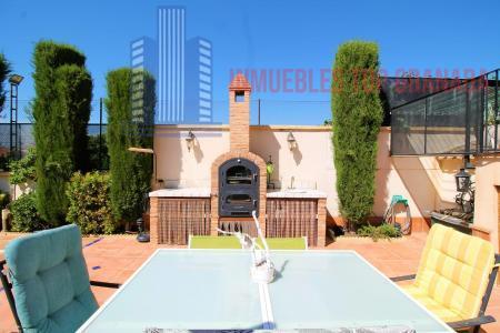 For sale of chalet in Monachil