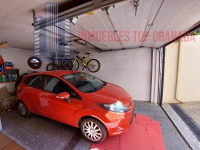 For sale of chalet in Monachil