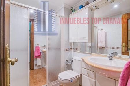 Venta de piso en Granada