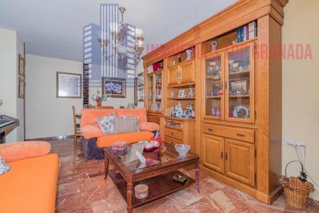 Venta de piso en Granada