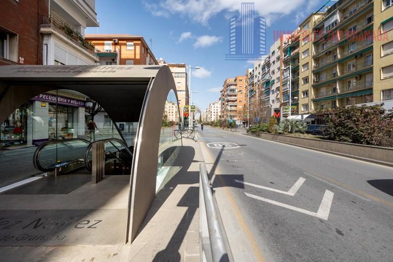 For sale of flat in Granada