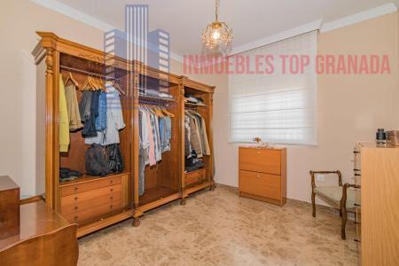 For sale of chalet in La Zubia