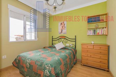 For sale of chalet in La Zubia