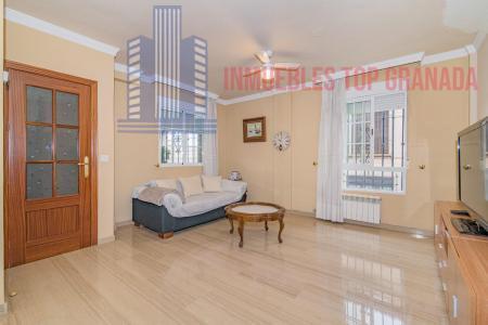 For sale of chalet in La Zubia