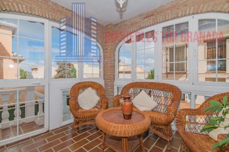For sale of chalet in La Zubia