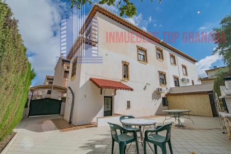 For sale of chalet in La Zubia