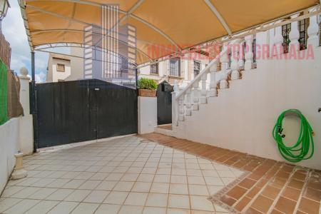 For sale of chalet in La Zubia
