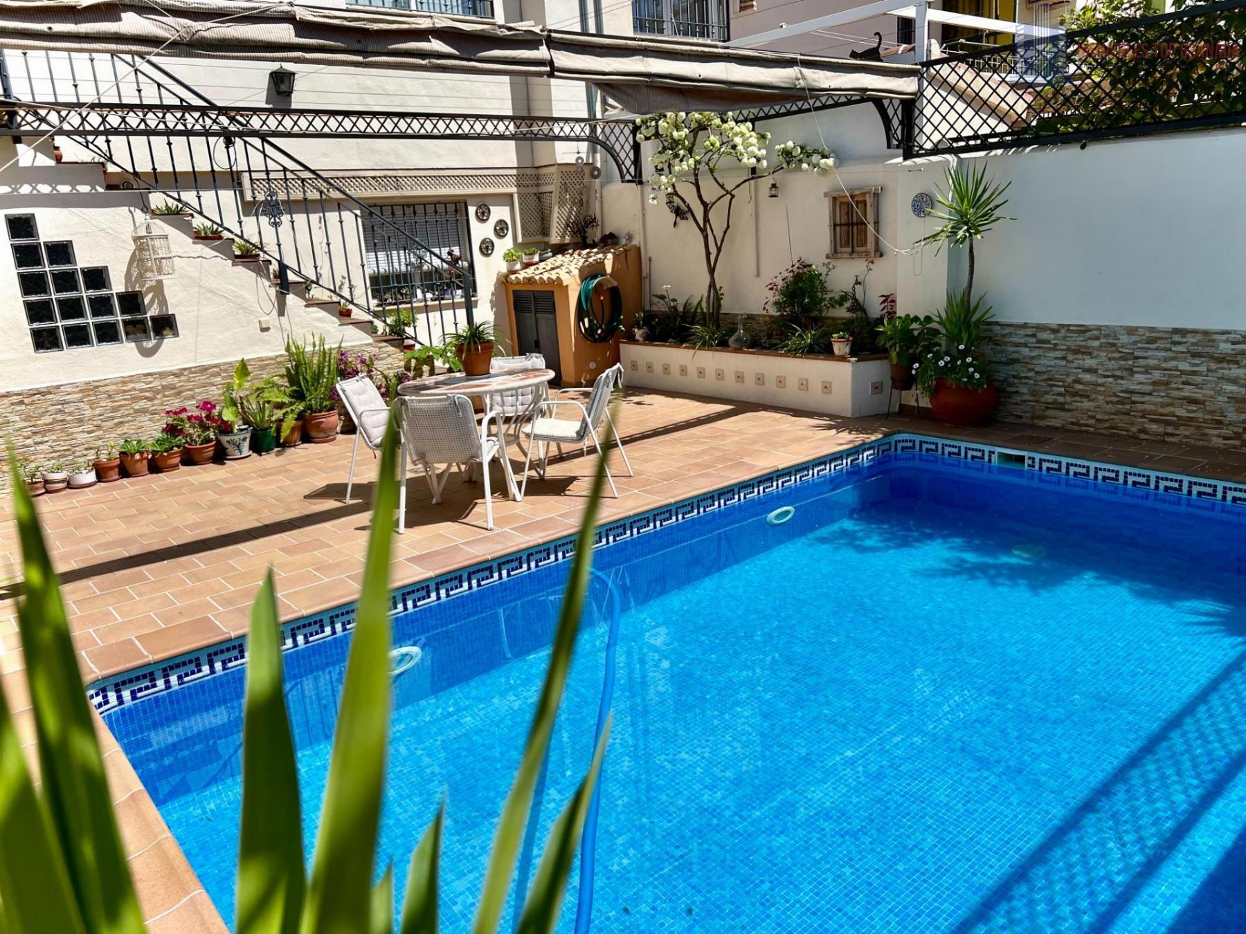 For sale of house in Pulianas