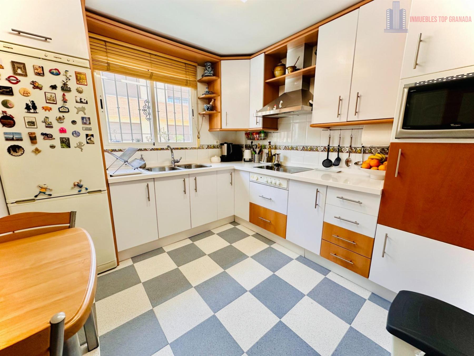 For sale of house in Pulianas