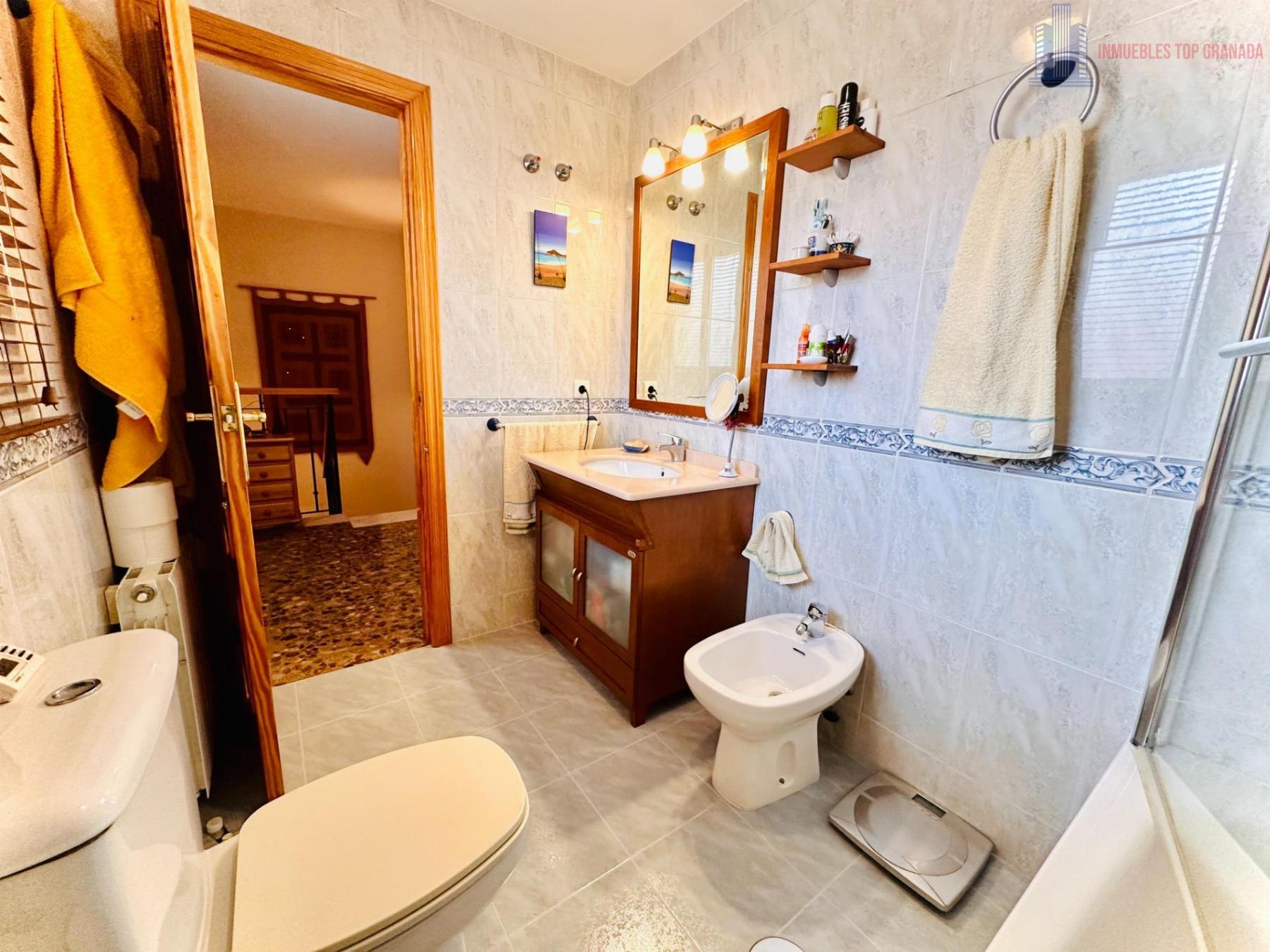 For sale of house in Pulianas