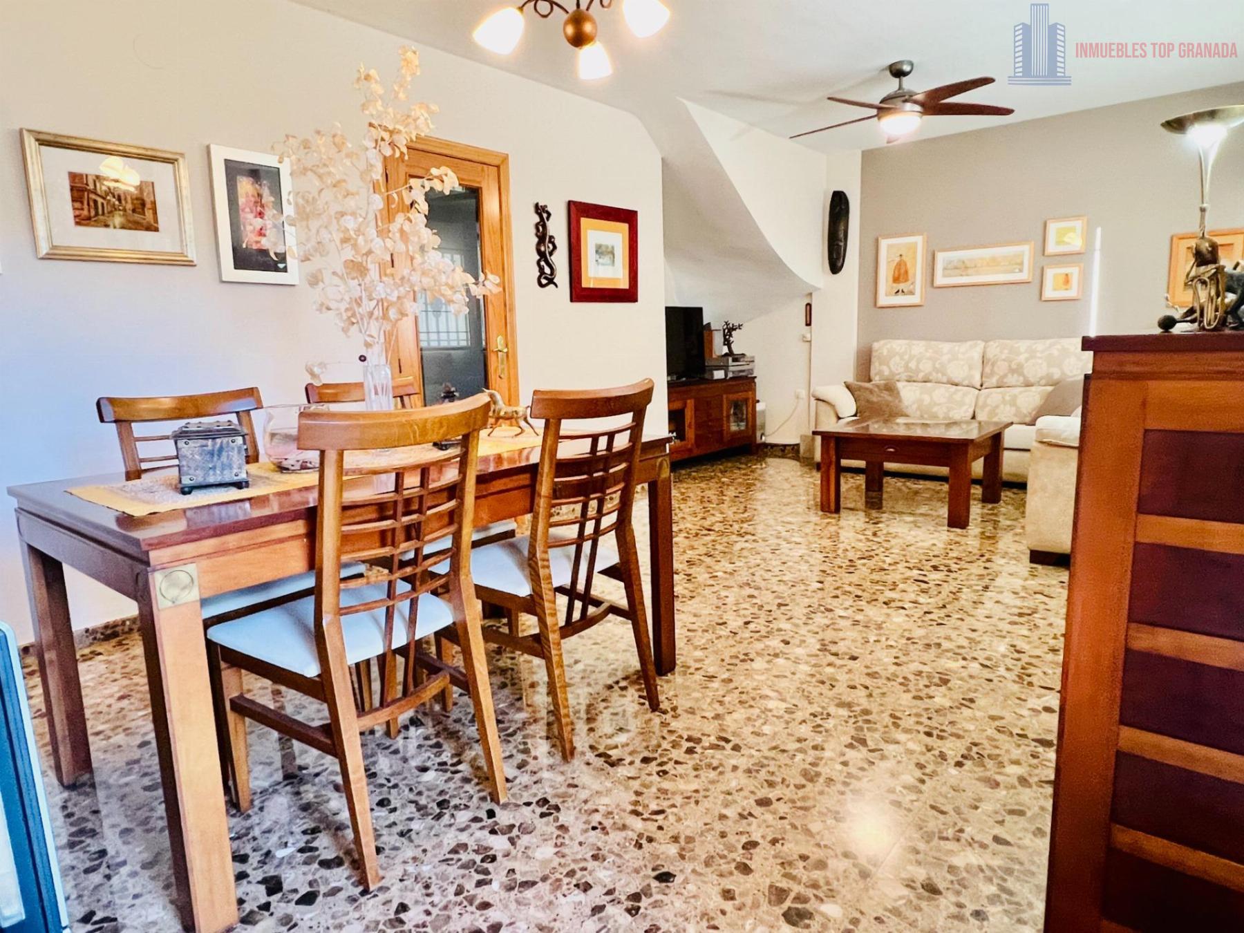 For sale of house in Pulianas
