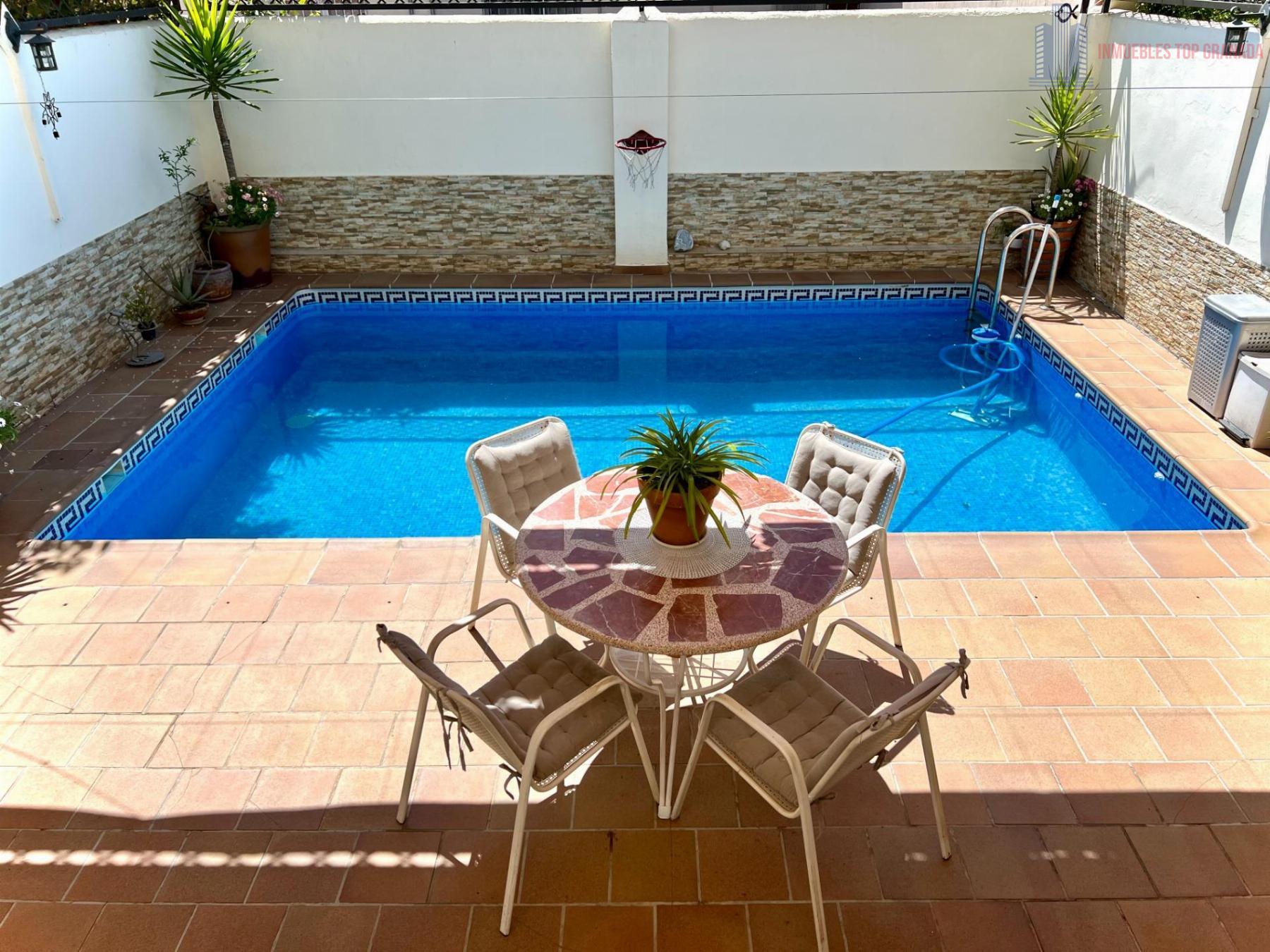 For sale of house in Pulianas