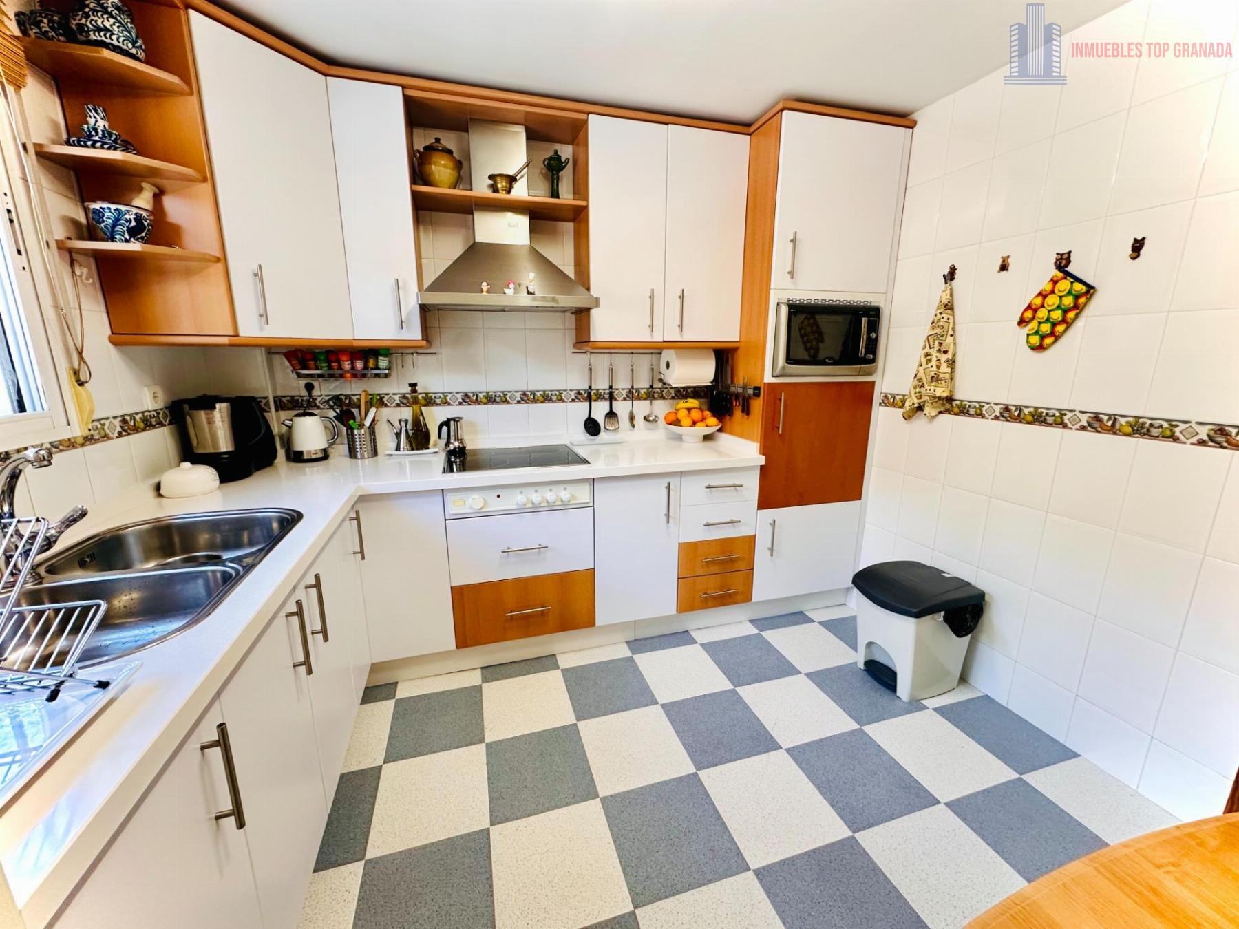 For sale of house in Pulianas