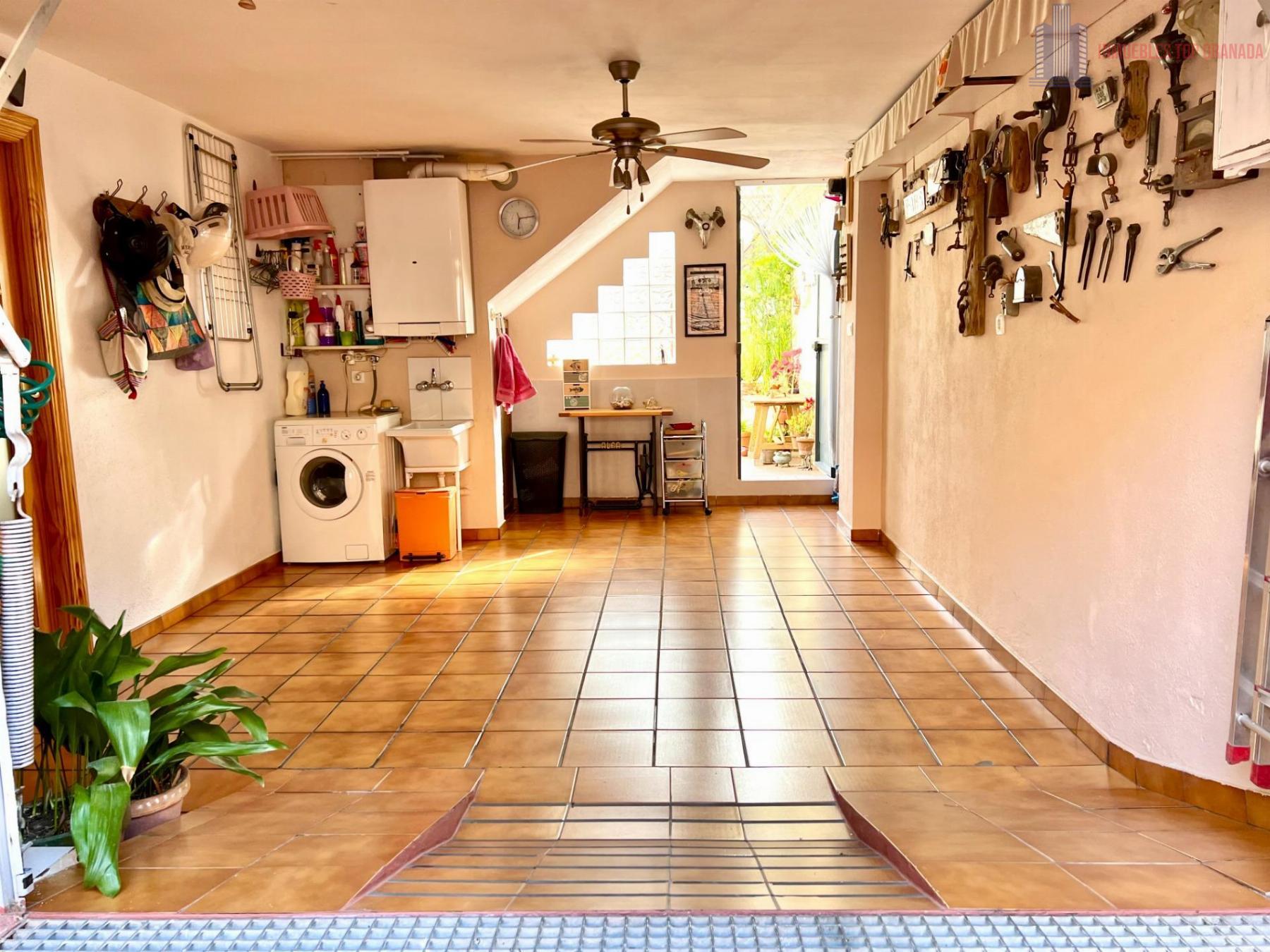 For sale of house in Pulianas