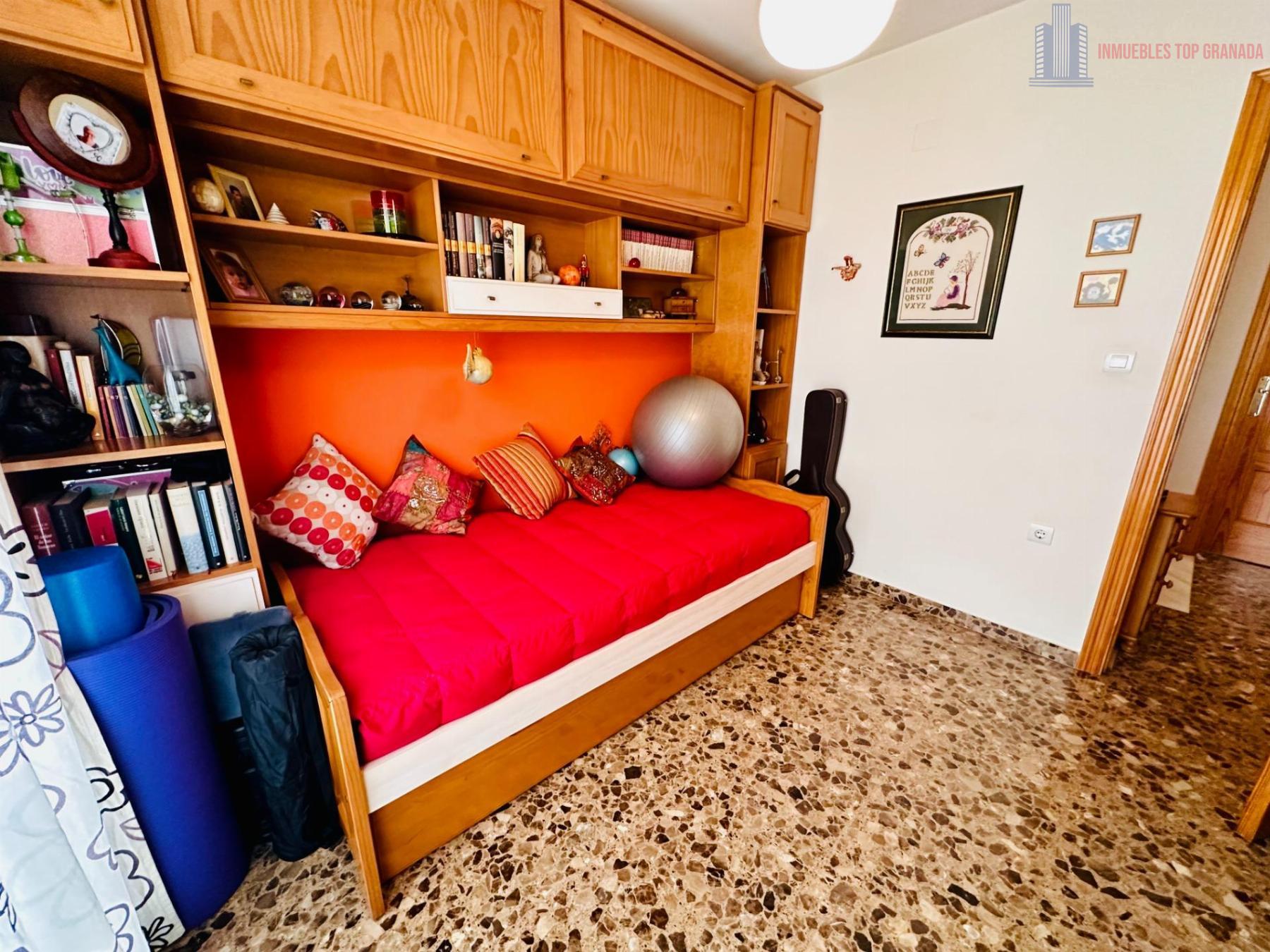 For sale of house in Pulianas