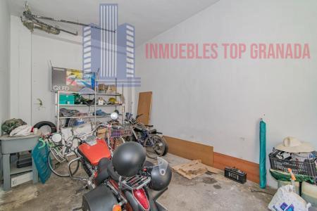 For sale of flat in Granada