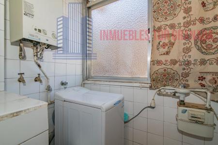 For sale of flat in Granada