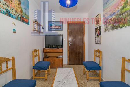 For sale of flat in Granada