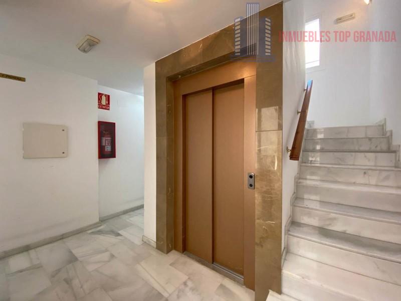 For sale of flat in Atarfe