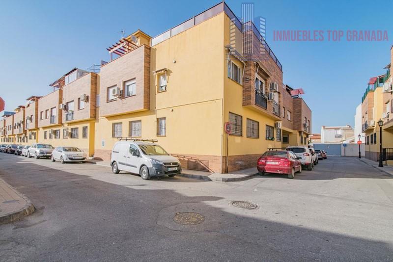 For sale of apartment in Híjar