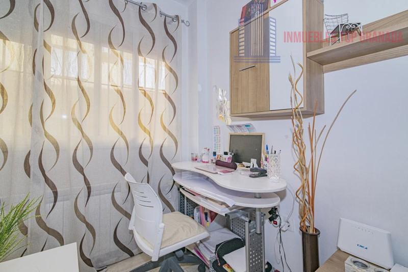 For sale of apartment in Híjar