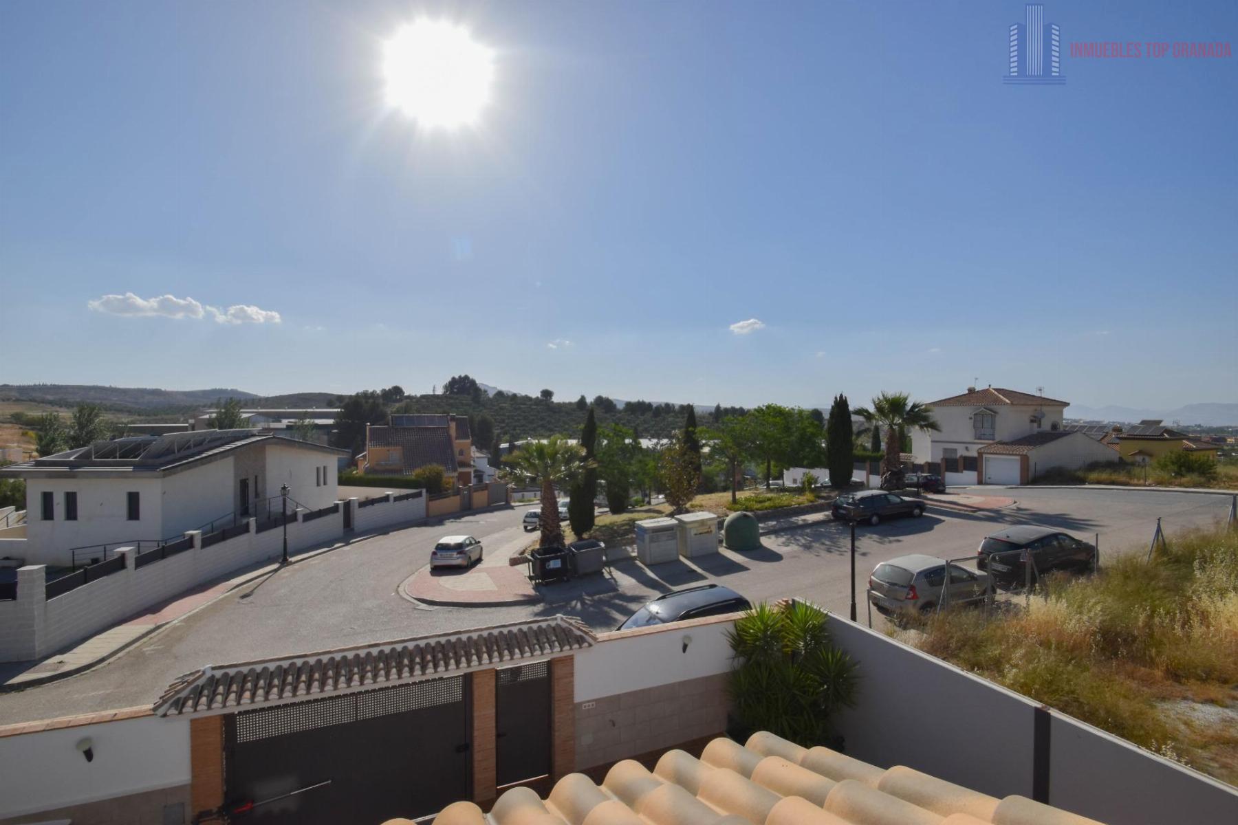 For sale of chalet in Alhendín