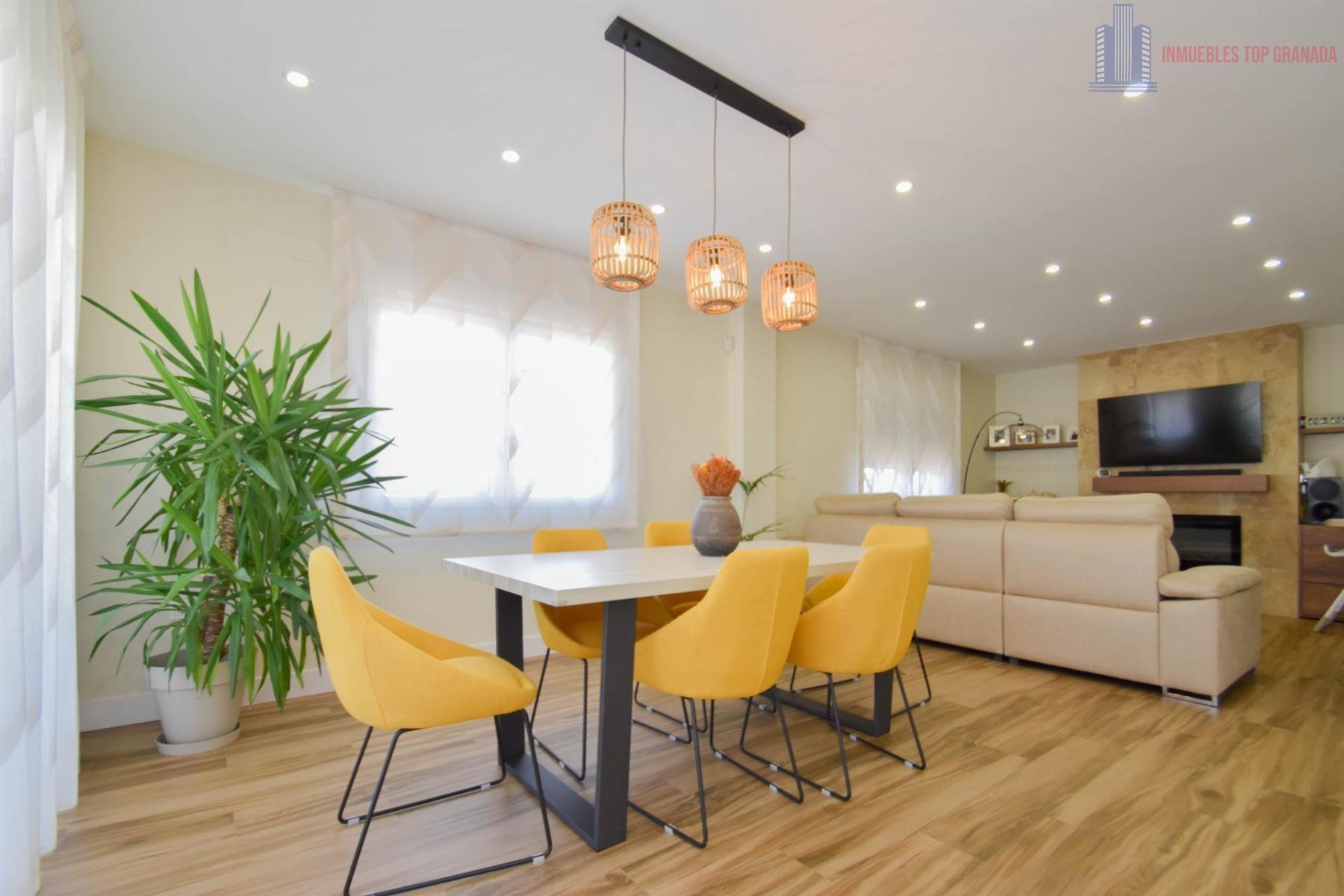 For sale of chalet in Alhendín