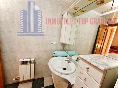 For sale of house in Armilla