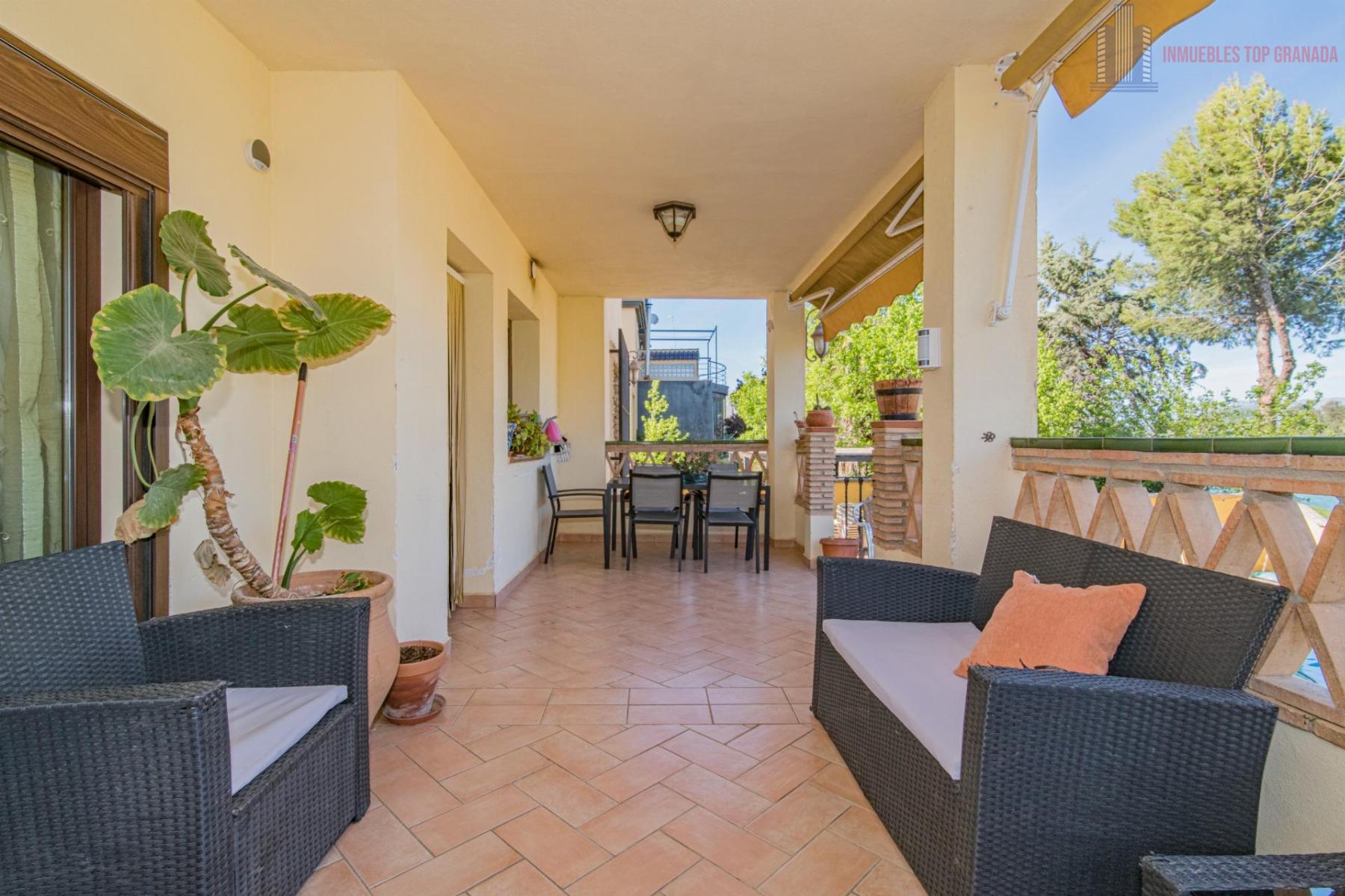 For sale of chalet in Las Gabias