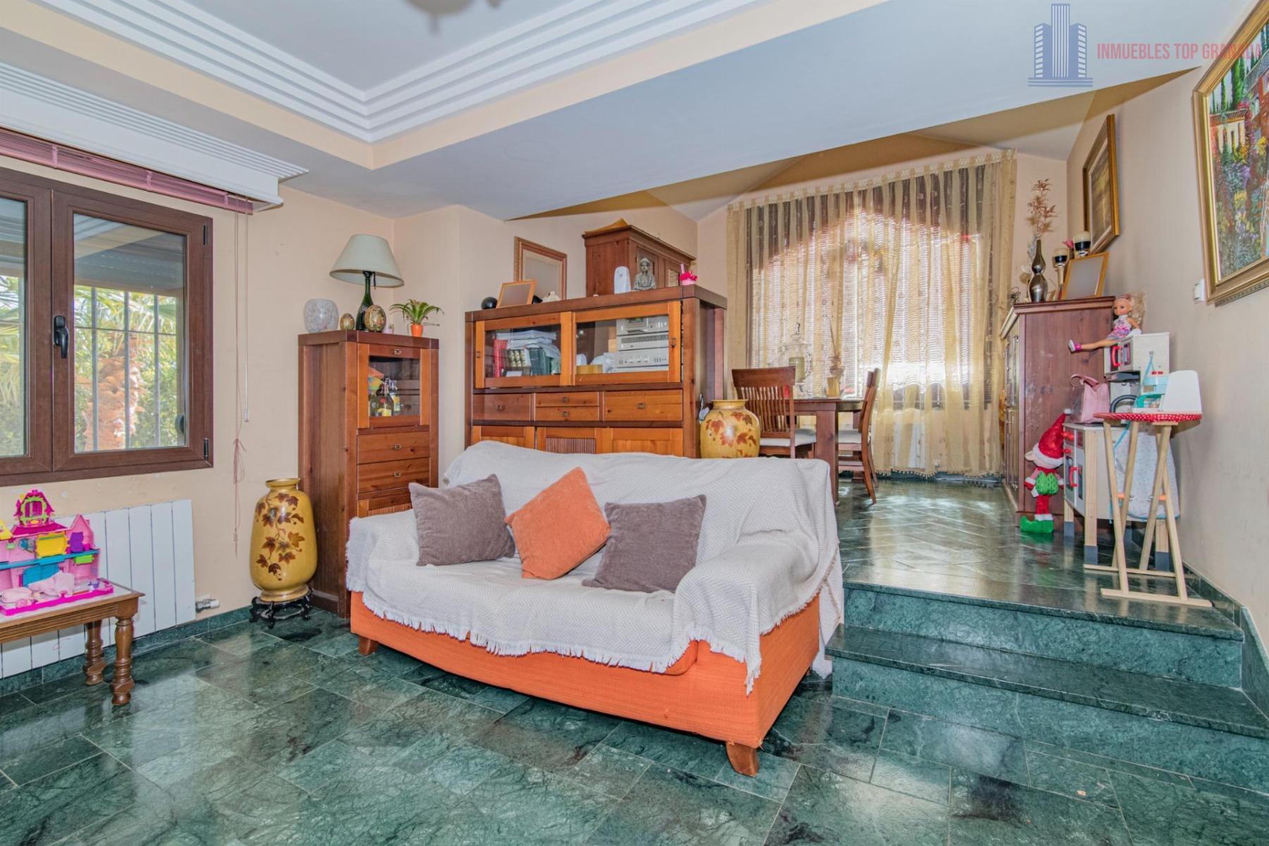 For sale of chalet in Las Gabias