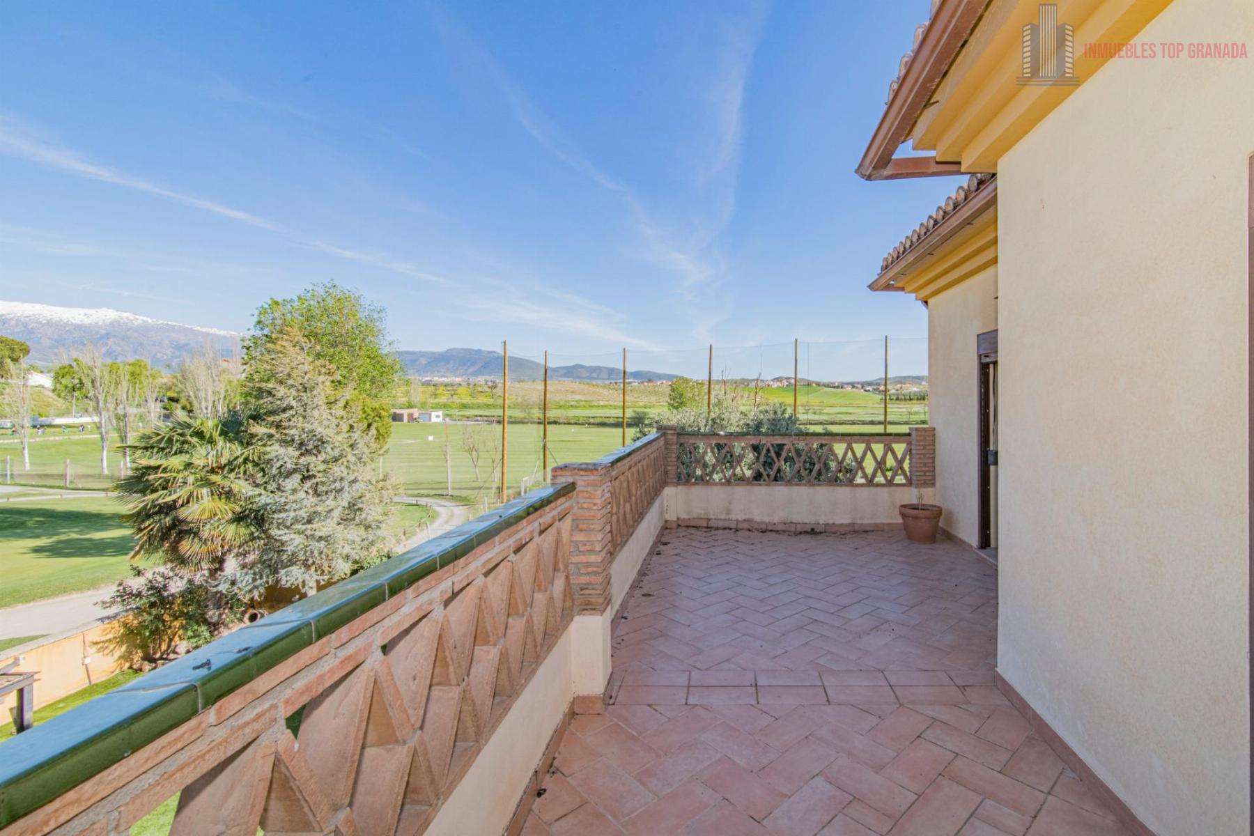 For sale of chalet in Las Gabias