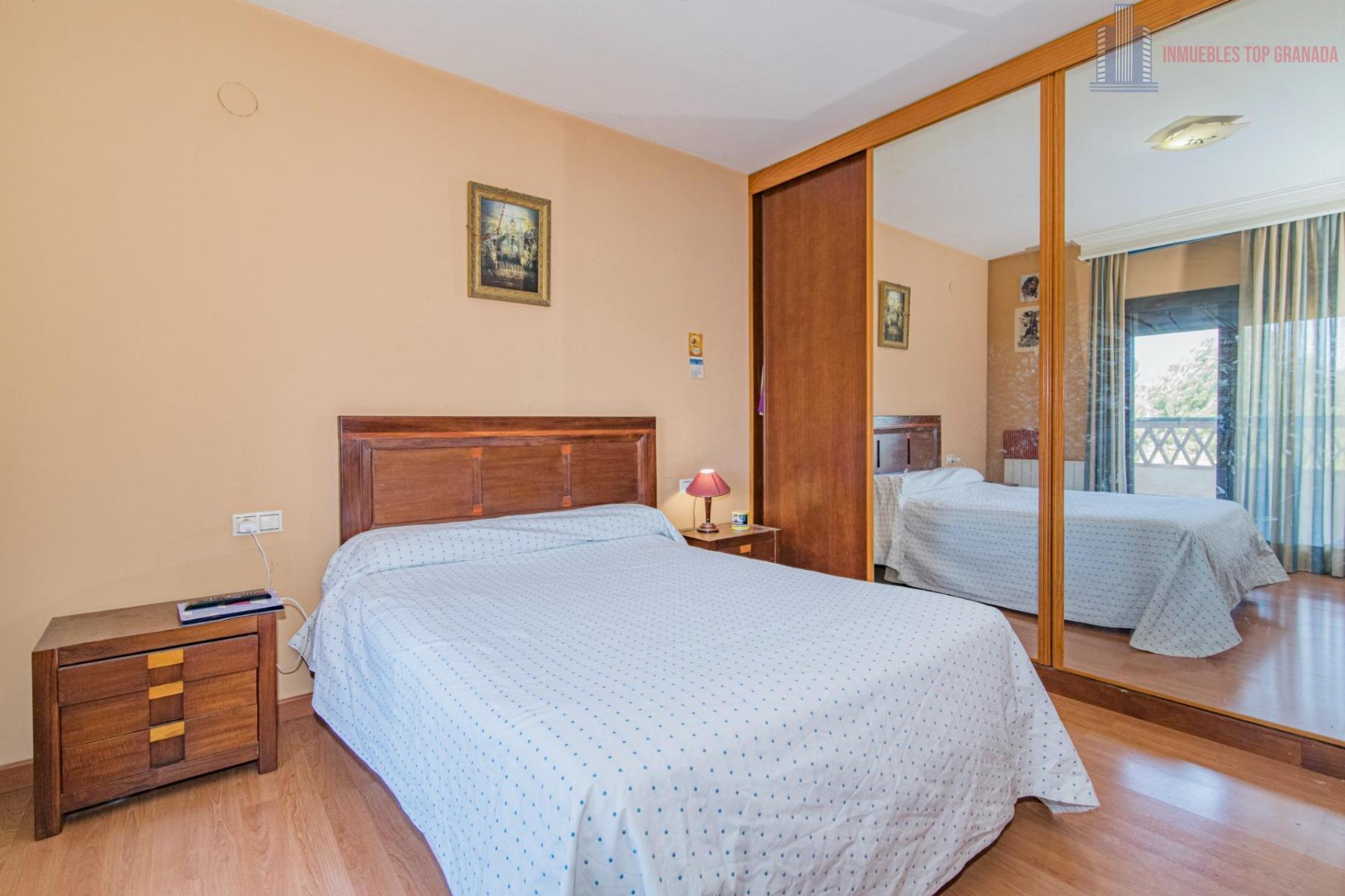 For sale of chalet in Las Gabias